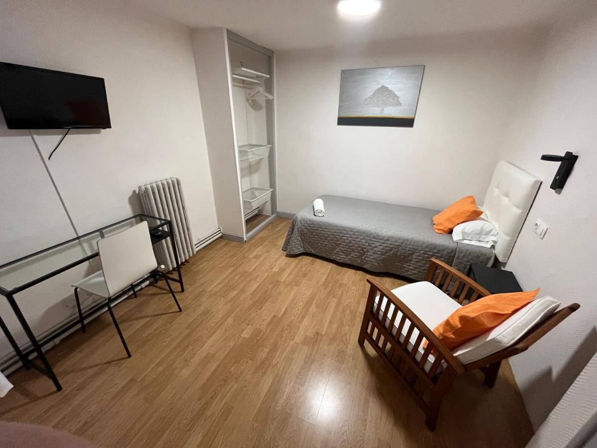 Hostal Ars Пучсерда Экстерьер фото