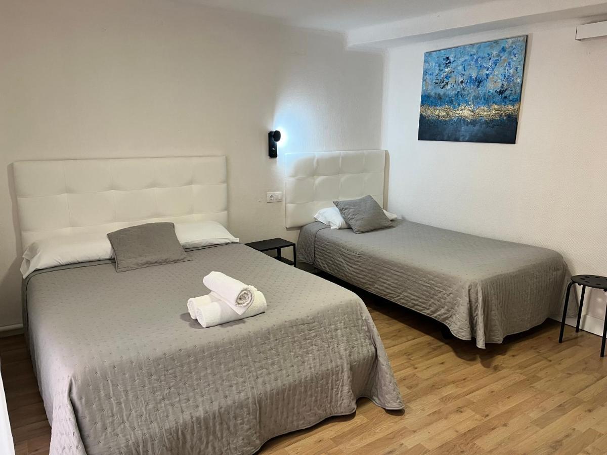 Hostal Ars Пучсерда Экстерьер фото