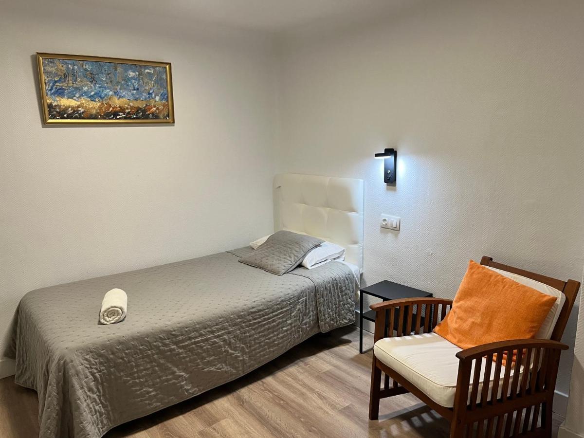 Hostal Ars Пучсерда Экстерьер фото