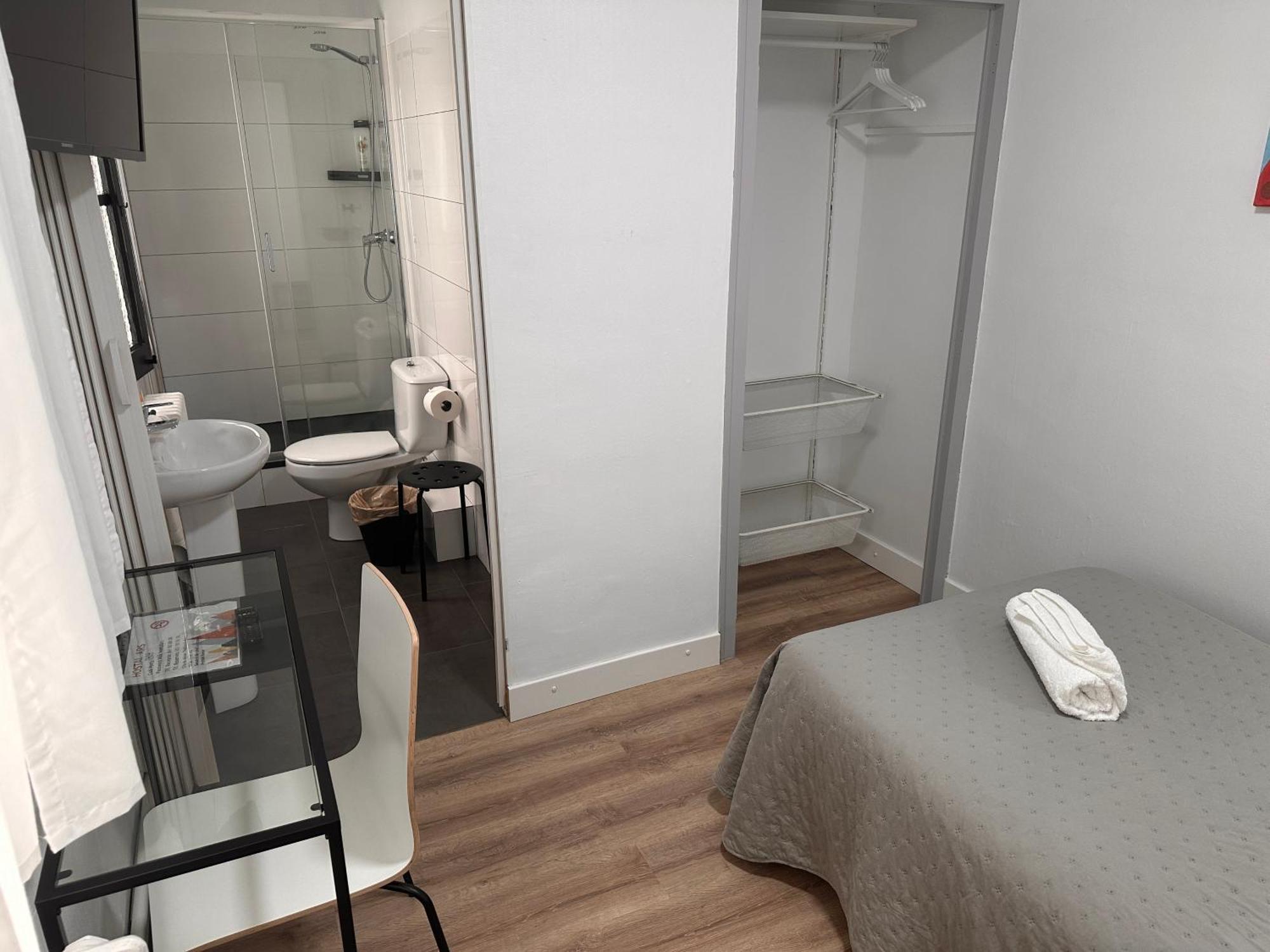 Hostal Ars Пучсерда Экстерьер фото