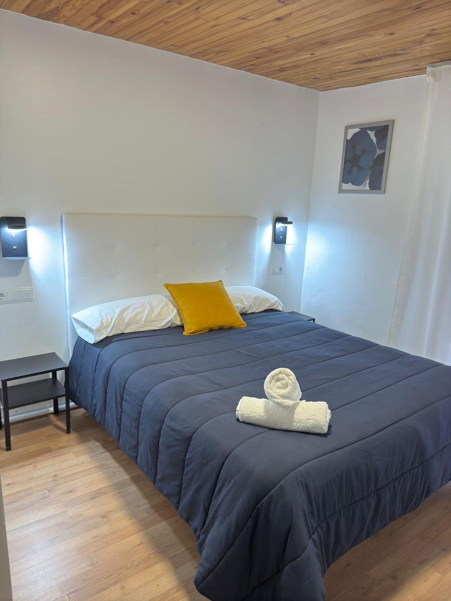 Hostal Ars Пучсерда Экстерьер фото
