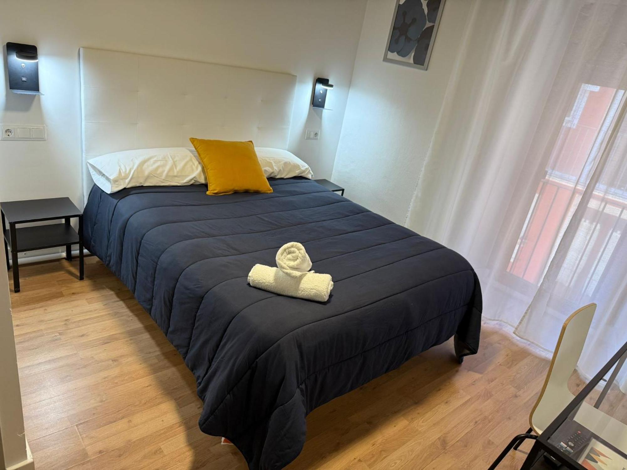 Hostal Ars Пучсерда Экстерьер фото